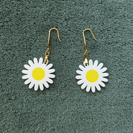 Daisy Earrings, Floral Jewelry Gift for Plant Lovers, Flower Design, 3d printed Earrings