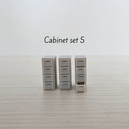 Minijaturni set uredskog namještaja u mjerilu 1/64 