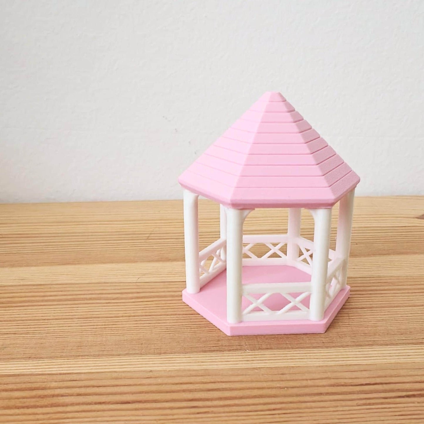 Miniature Gazebo, 1:64 Scale Diorama Accessory, 3D Printed Pergola / Pavilion / Arbor / Canopy / Fairy Garden House