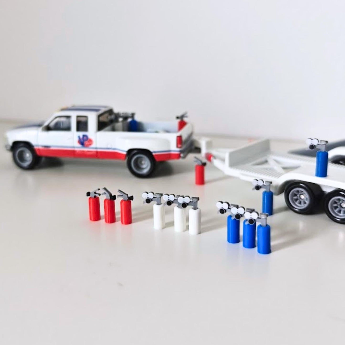 1:64 Scale NX NOS Bottles & Fire Extinguishers, Miniature Garage Accessories, Diorama Props, Model Car Display, 3D print