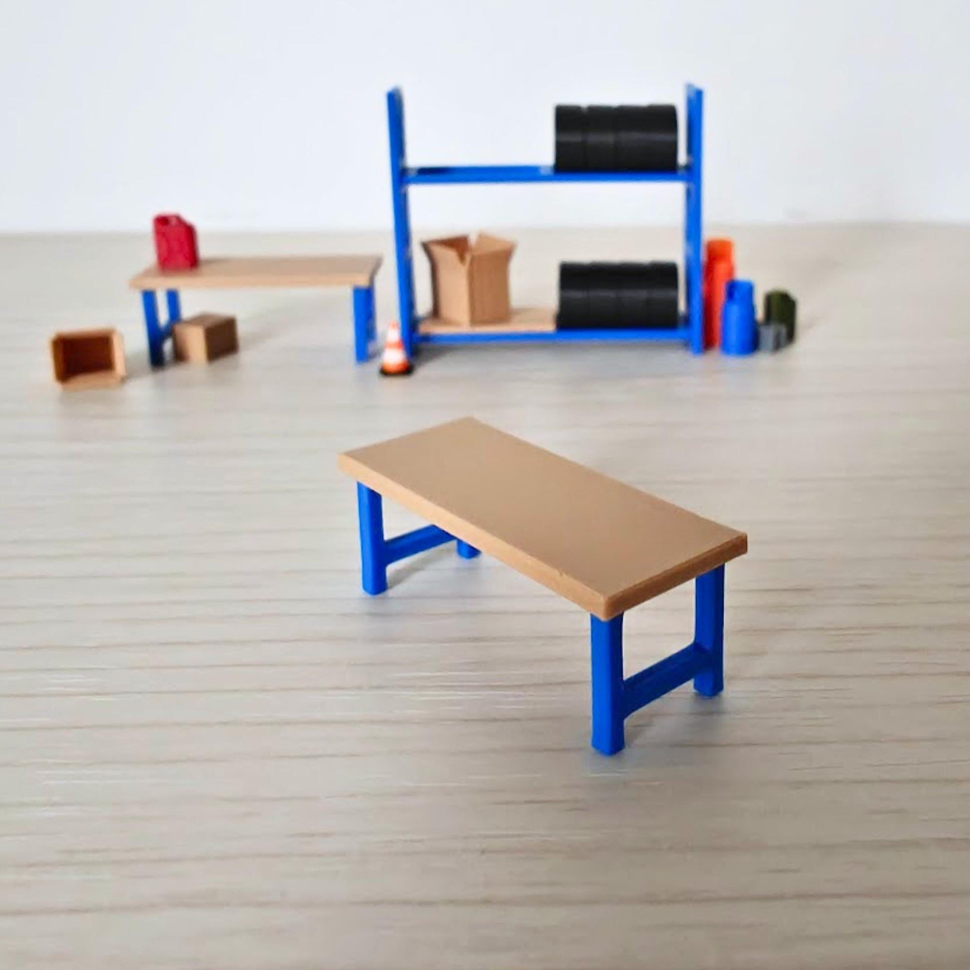 Miniature Workbench 1/64 Scale Garage Accessory for Mini Displays, Model Scenes, Crafts, Hobby Projects, 3D print