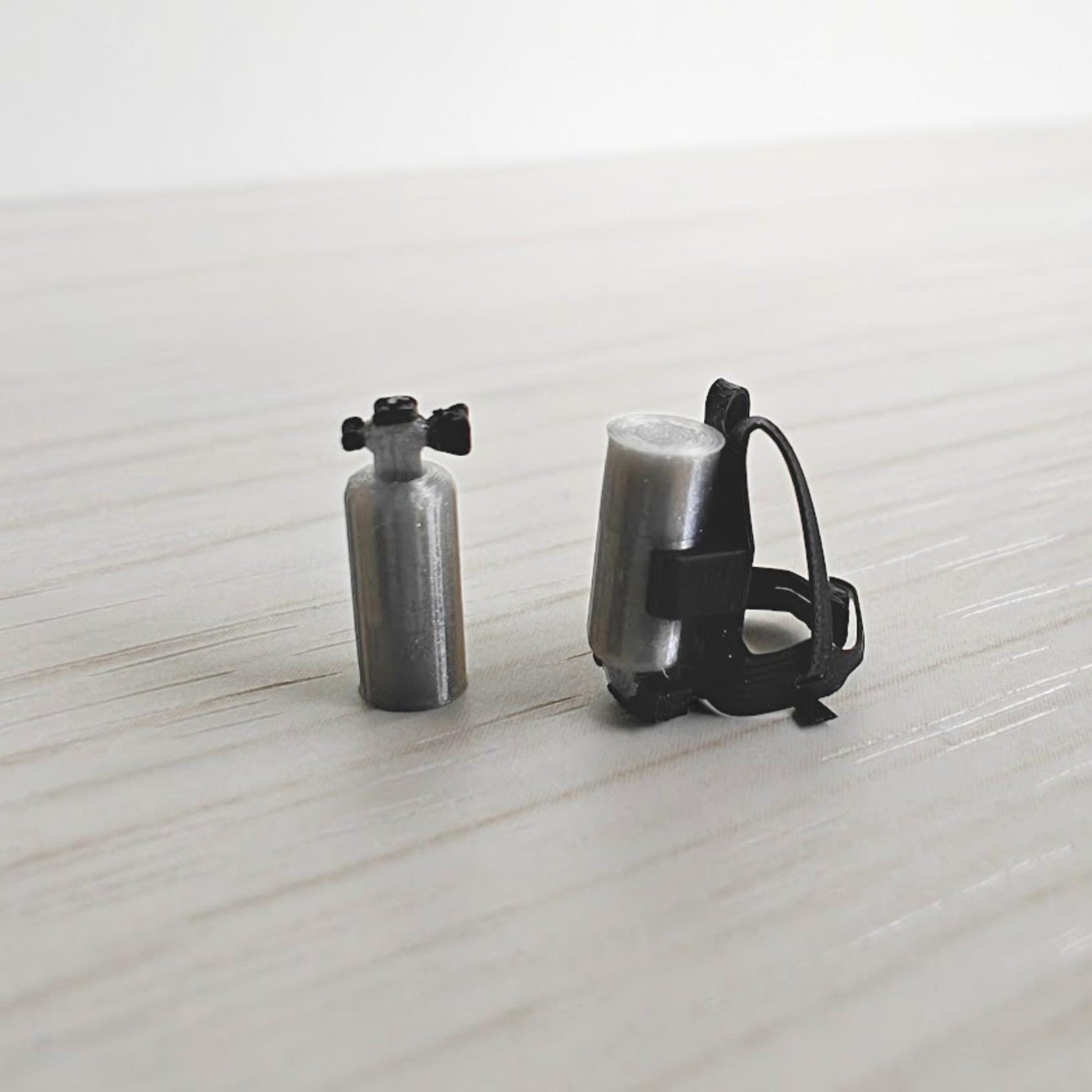 Miniature SCBA Gear 1/64 Scale, Firefighter Air Pack & Bottles, Mini Diorama Accessory, Rescue Model Scenes, 3D print