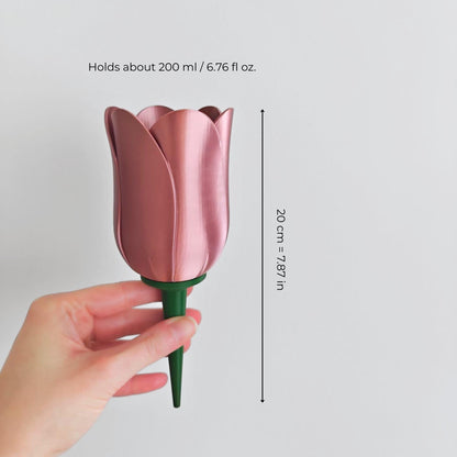 Dimension photo of the tulip watering spike showing its size, water capacity and overall shape.