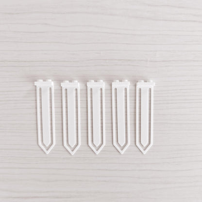 Set of five white brick-compatible bookmark clips