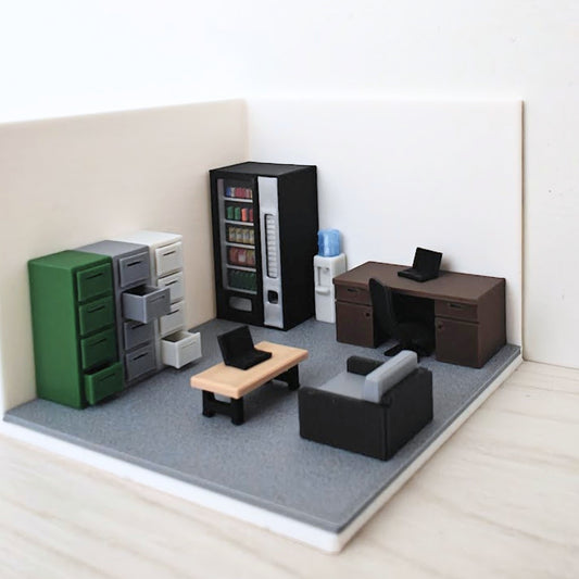 Minijaturni set uredskog namještaja u mjerilu 1/64 